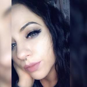 Meet your Posher, Alisha